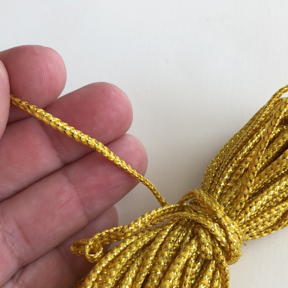 5/$10    9 YARDS 2MM Paracord Parachute Cord   GOLD GOLD - Picture 3 of 4